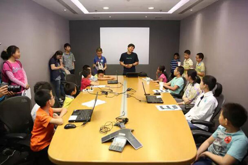 童程童美參與Bluemix少年開發(fā)者趣玩體驗營