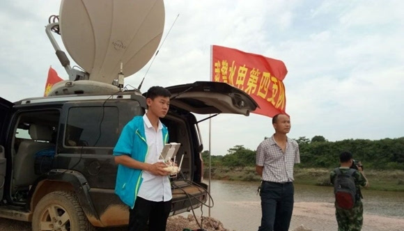 玩轉(zhuǎn)“無(wú)人機(jī)” 90后男孩創(chuàng)業(yè)夢(mèng)想起飛