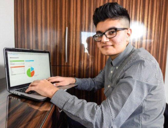 15歲自學編程開發(fā)游戲 年收入超27萬元