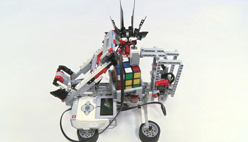 童程童美樂高機(jī)器人解魔方機(jī)器人