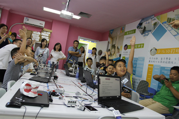 愛(ài)牙機(jī)器人總動(dòng)員 童程童美活動(dòng)課