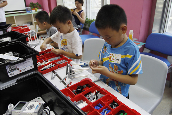 愛(ài)牙機(jī)器人總動(dòng)員 童程童美活動(dòng)課