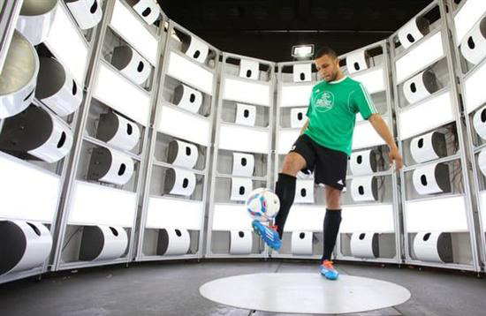 Botspot公司用70臺相機在1秒內(nèi)完成人體3D掃描