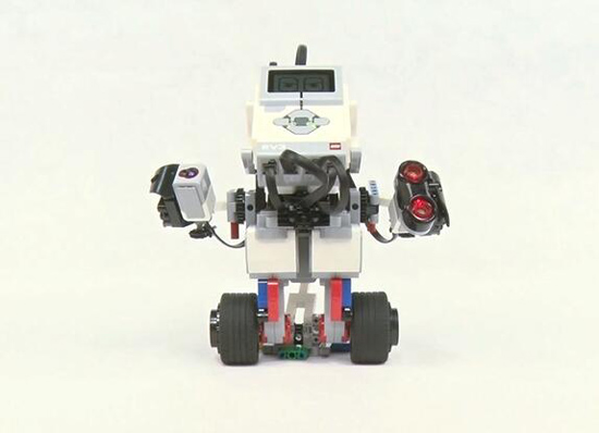 如何用樂(lè)高機(jī)器人培養(yǎng)孩子思維能力