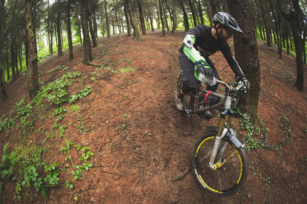 3D打印幫助右臂癱瘓的頑強(qiáng)山地車(chē)手重返賽場(chǎng)