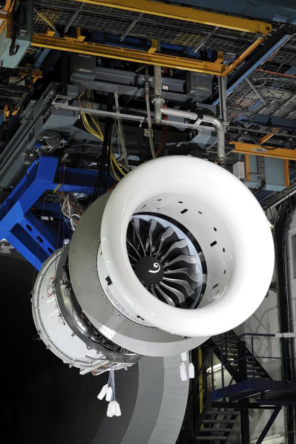 帶3D打印發(fā)動(dòng)機(jī)部件的波音737MAX客機(jī)成功試飛