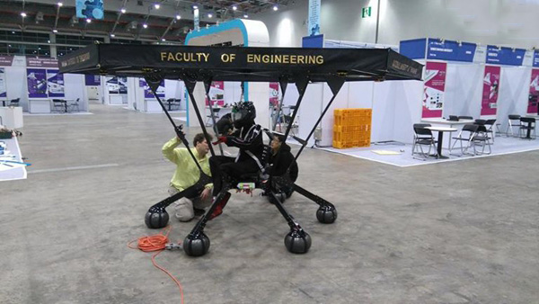 新加坡大學生借助3D打印開發(fā)出單人飛行器