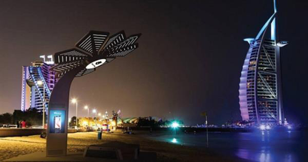 迪拜政府3D打印智能棕櫚樹為市民免費服務(wù)