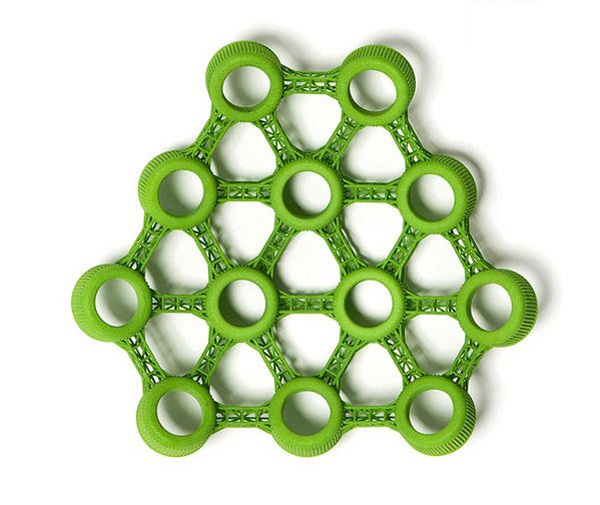 3D打印瓶架讓普通飲料瓶變身精美藝術(shù)品