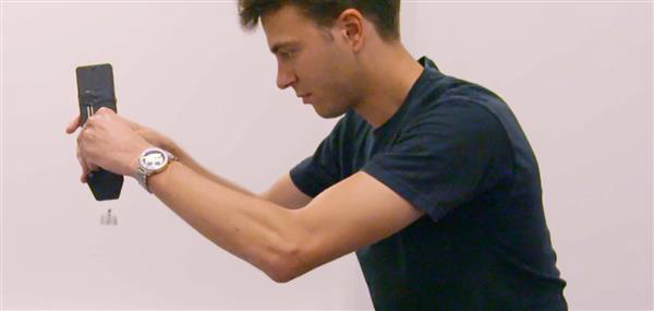 賓夕法尼亞大學(xué)推最小的自供電可控飛行機器人