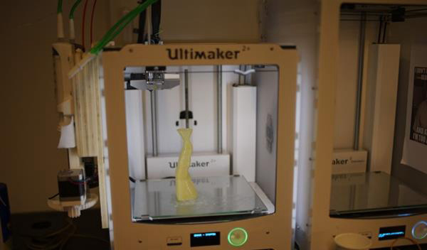 3D打印機插件允許在制模的同時進(jìn)行澆注