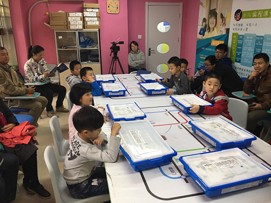 樂(lè)高機(jī)器人的益處你了解多少