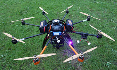 用拖拉機(jī)種田？out了！無人機(jī)快4倍