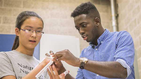 借助3D打印殘疾演奏家有望實現(xiàn)更多動作