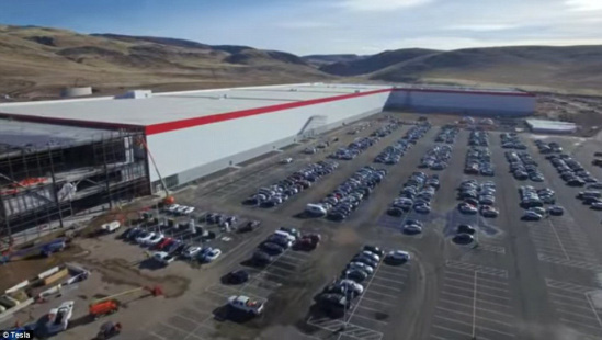無人機曝光特斯拉超級工廠 預(yù)計2020年完工