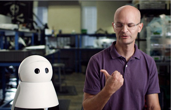 Bosch 子公司推出會(huì)眨眼的智能機(jī)器人Kuri