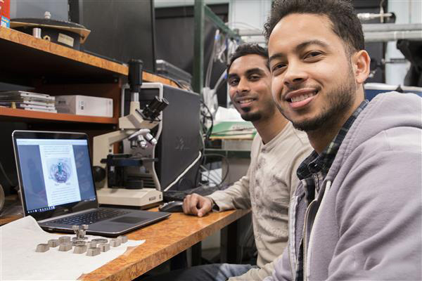 普渡大學(xué)研究生可在兩天內(nèi)3D打印多個(gè)火箭發(fā)動(dòng)機(jī)