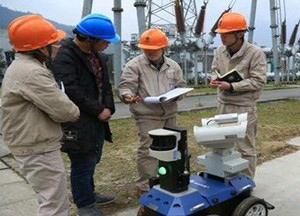 四川藏區(qū)變電站首個(gè)智能巡檢機(jī)器人上崗