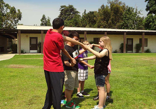 2017美國(guó)加州頂級(jí)名校STEAM研學(xué)夏令營(yíng)