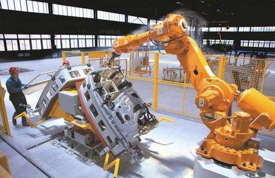 國內(nèi)工業(yè)機器人增速居全球前列 市場前景廣闊