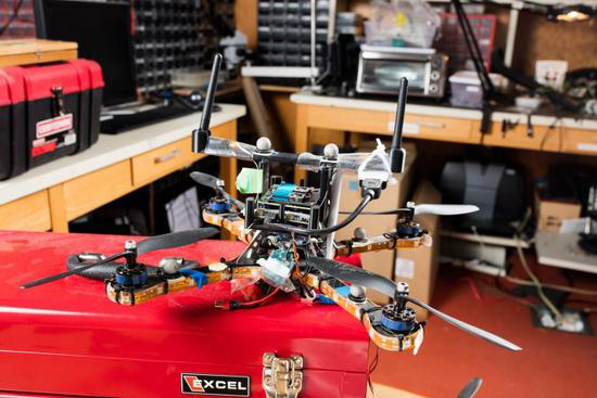 MIT研發(fā)新型安全技術 可保護無人機群免受黑客通信攻擊