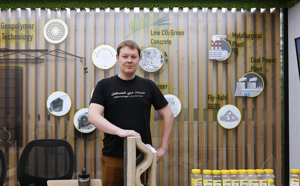 迪拜未來(lái)加速器團(tuán)隊(duì)開(kāi)發(fā)出廉價(jià)、環(huán)保的土聚水泥3D打印材料