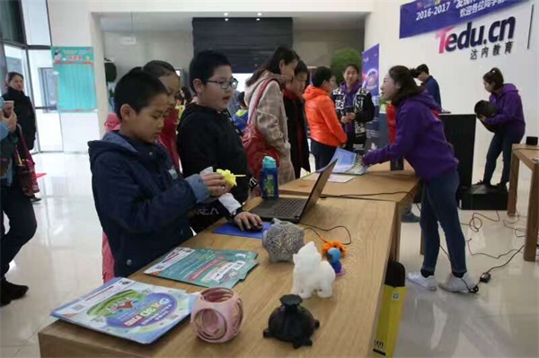 “發(fā)現(xiàn)杯”青少年編程大賽開戰(zhàn)，2000多選手決戰(zhàn)全國