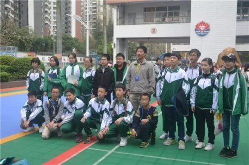 “發(fā)現(xiàn)杯”中國(guó)青少年編程挑戰(zhàn)活動(dòng)廣州賽區(qū)，近500名編程小達(dá)人競(jìng)技