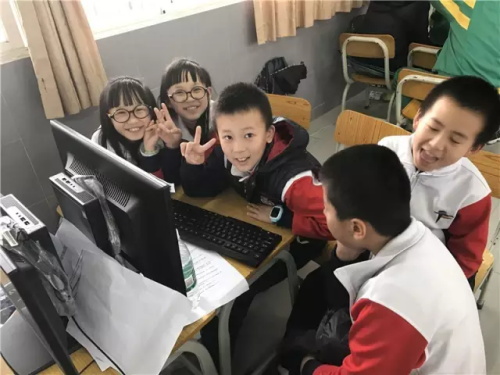 “發(fā)現(xiàn)杯”中國(guó)青少年編程挑戰(zhàn)活動(dòng)廣州賽區(qū)，近500名編程小達(dá)人競(jìng)技