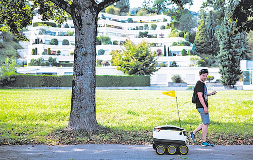 人工成本持續(xù)上升 瑞士爭做機(jī)器人時代先行者