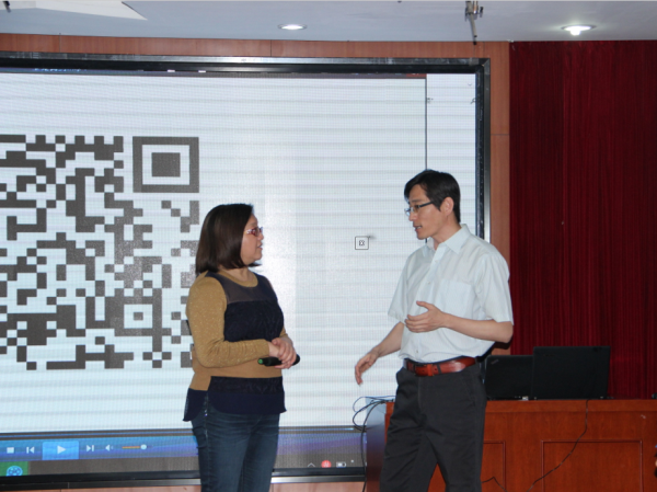 機器人編程引關(guān)注  童程童美走進北京公立校