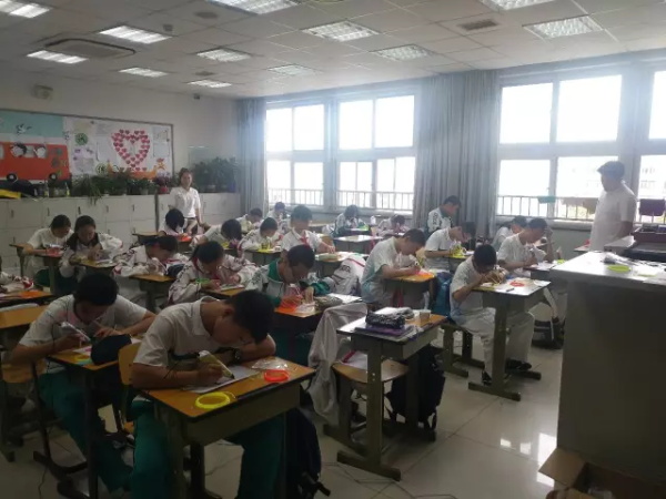 當(dāng)好幫手精準(zhǔn)服務(wù)，童程童美助力學(xué)校科技活動(dòng)