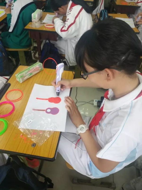 當(dāng)好幫手精準(zhǔn)服務(wù)，童程童美助力學(xué)?？萍蓟顒?dòng)