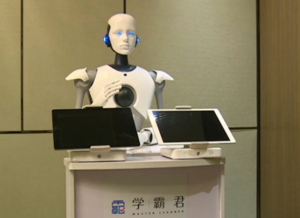 數(shù)學(xué)高考：兩AI考生交卷，最高考到134分