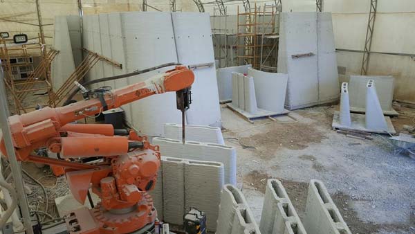 R＆Drone實(shí)驗(yàn)室：阿聯(lián)酋首個(gè)完全在現(xiàn)場(chǎng)3D打印而成的建筑