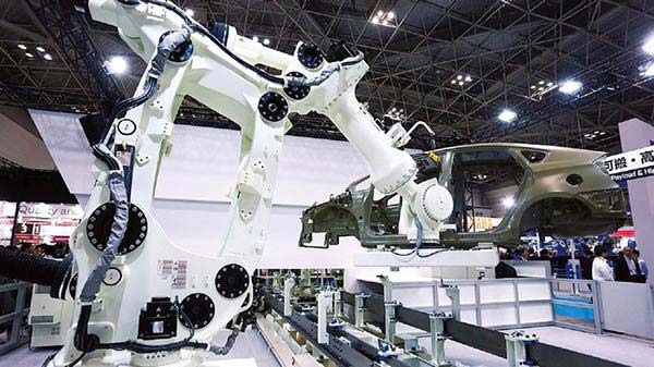 日本機(jī)器人走進(jìn)日常生活 善用科技人類需要更高智慧