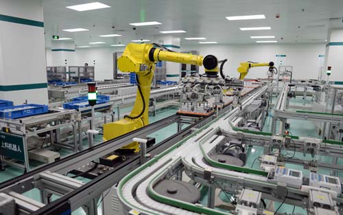 收購庫卡2個(gè)月后基因生變 美的轉(zhuǎn)型工業(yè)自動(dòng)化集團(tuán)