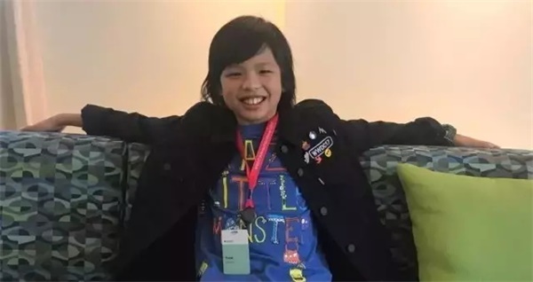 蘋果發(fā)布會最小程序員 6歲學(xué)編程 已設(shè)計5款A(yù)PP