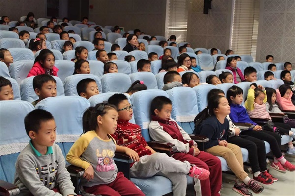 童程童美智能機(jī)器人編程課走進(jìn)北大附小！和同學(xué)們一起感受科技魅力！