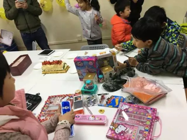 童程童美迎來(lái)北京首個(gè)智能機(jī)器人編程WeDo結(jié)業(yè)班！