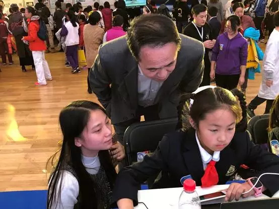 北京上地首屆青少年科技節(jié)|創(chuàng)新成長孵化夢想，童程童美老師受邀現(xiàn)場助力！