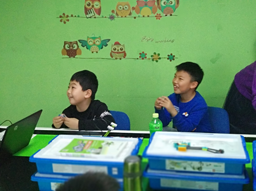 666！ 智能機(jī)器人編程WeDo小小明星班畢業(yè)啦！