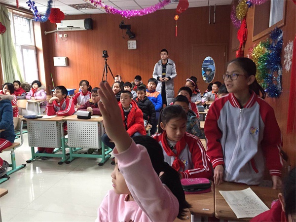 公益校園行 | 童程童美智能機(jī)器人什剎海校園講座，探索科技的魅力！