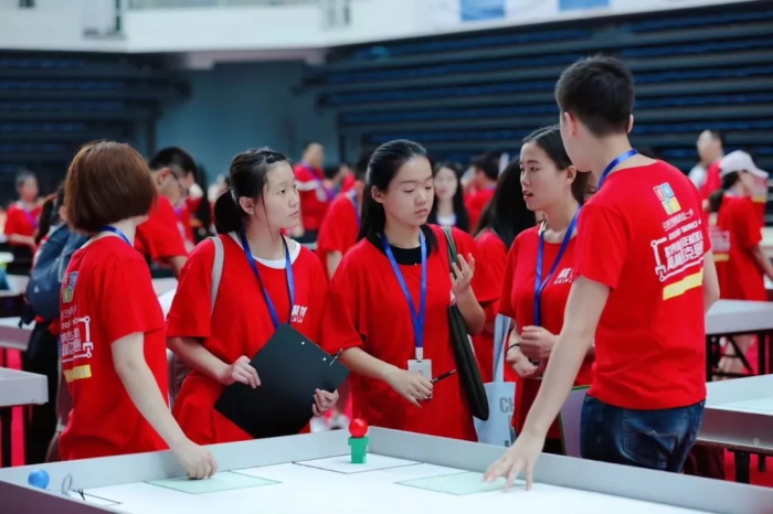 【W(wǎng)RO達(dá)內(nèi)賽】全國(guó)機(jī)器人小達(dá)人齊聚清華，規(guī)模創(chuàng)童程童美歷史之最！