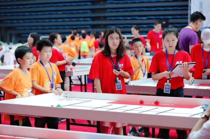 【W(wǎng)RO達(dá)內(nèi)賽】全國(guó)機(jī)器人小達(dá)人齊聚清華，規(guī)模創(chuàng)童程童美歷史之最！