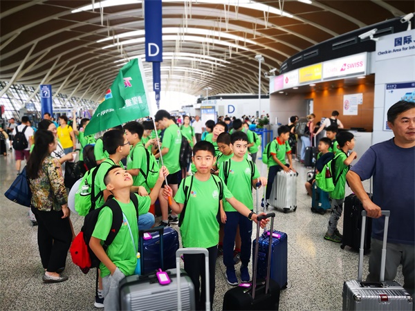 在哈佛學(xué)編程，住美國(guó)Homestay，牛娃們開掛的暑假我也想要！