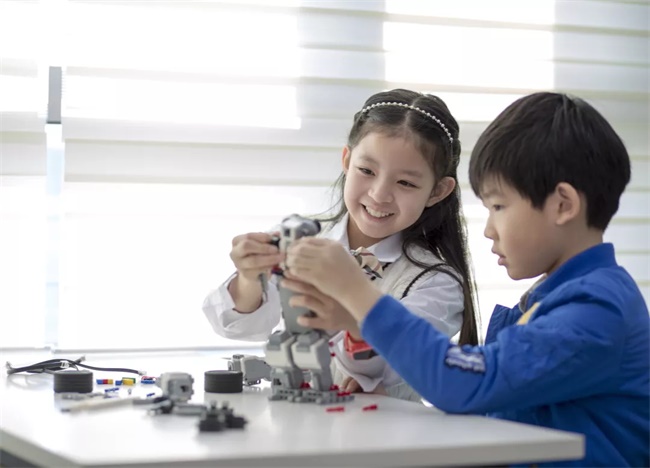 又一“飯碗”被搶！如何應對人工智能時代的大變革？