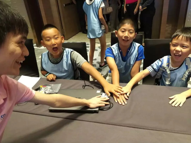 童程童美學(xué)員勇奪2018WRO北區(qū)聯(lián)盟賽多項桂冠！