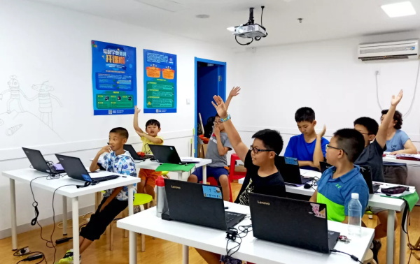 走進(jìn)中國少兒編程節(jié)之——這個暑假我們收獲滿滿！