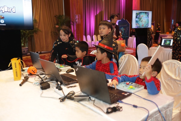 【精彩回顧】童程童美“科幻迷程“——萬(wàn)圣節(jié)狂歡派對(duì)